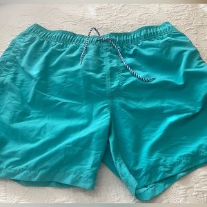 Southern Tide. The SKIPJACK